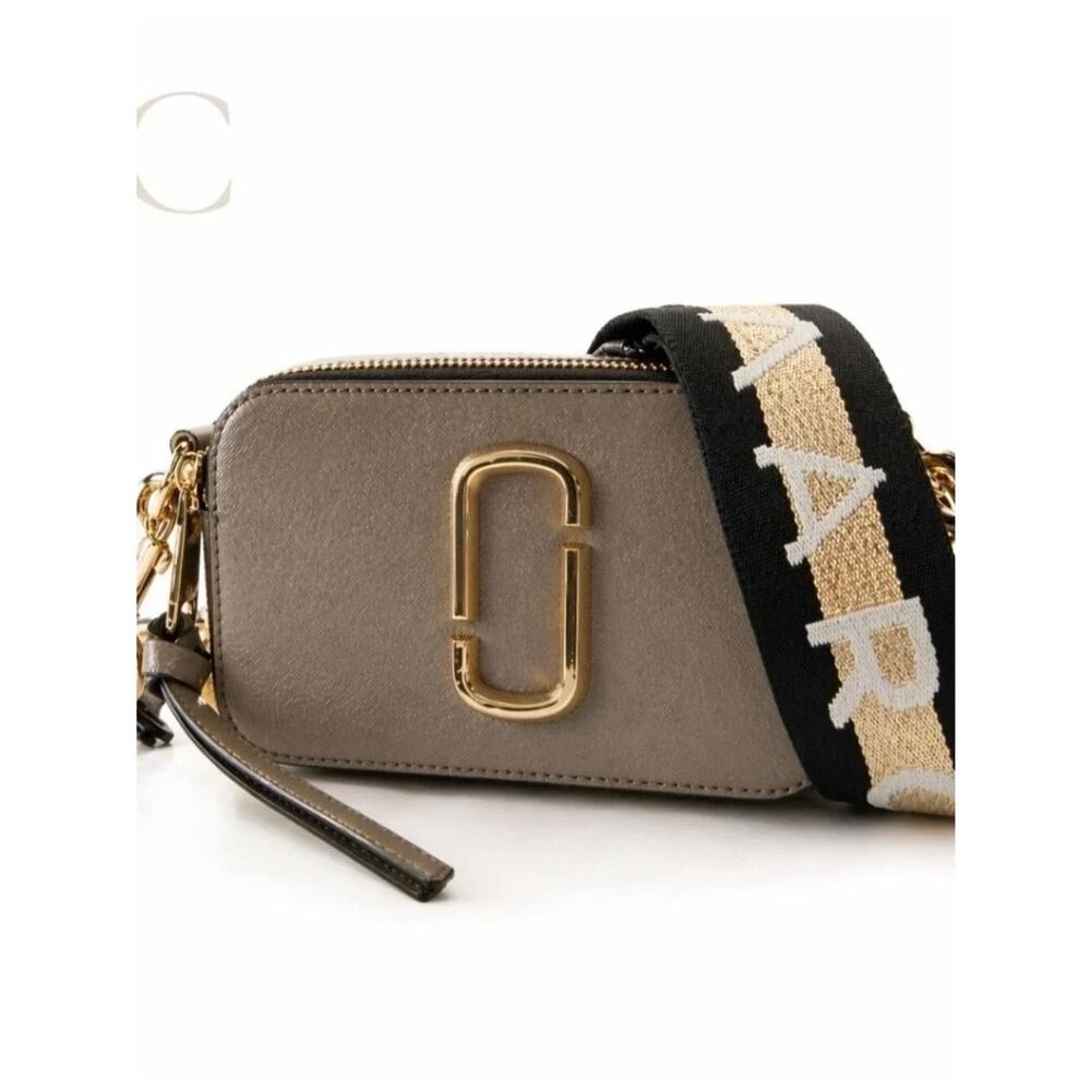 Marc Jacobs Snapshot Leather Camera Crossbody Bag Purse Taupe Gray Tan